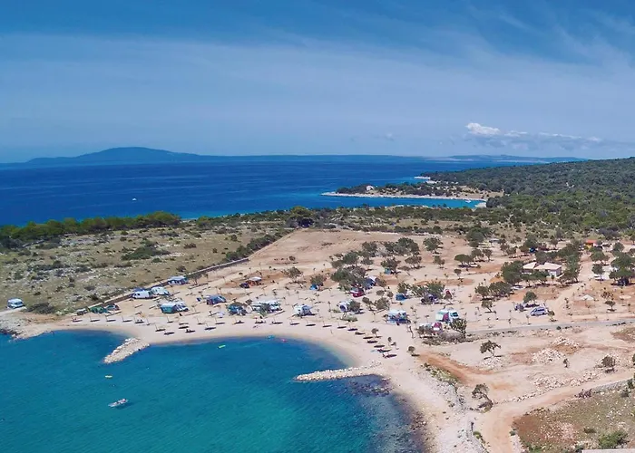 Lovely In Pag With Wifi
