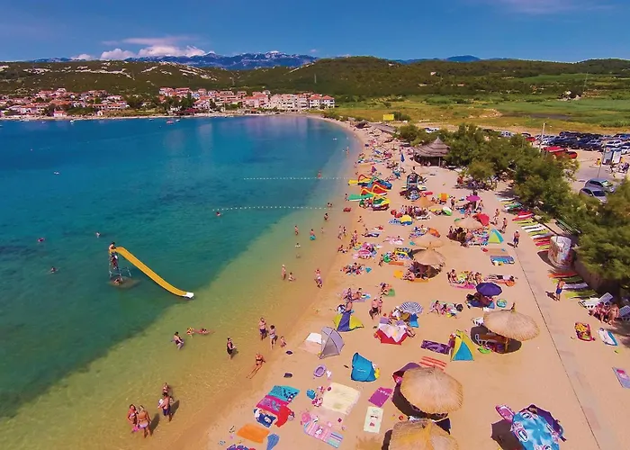 Lovely In Pag With Wifi